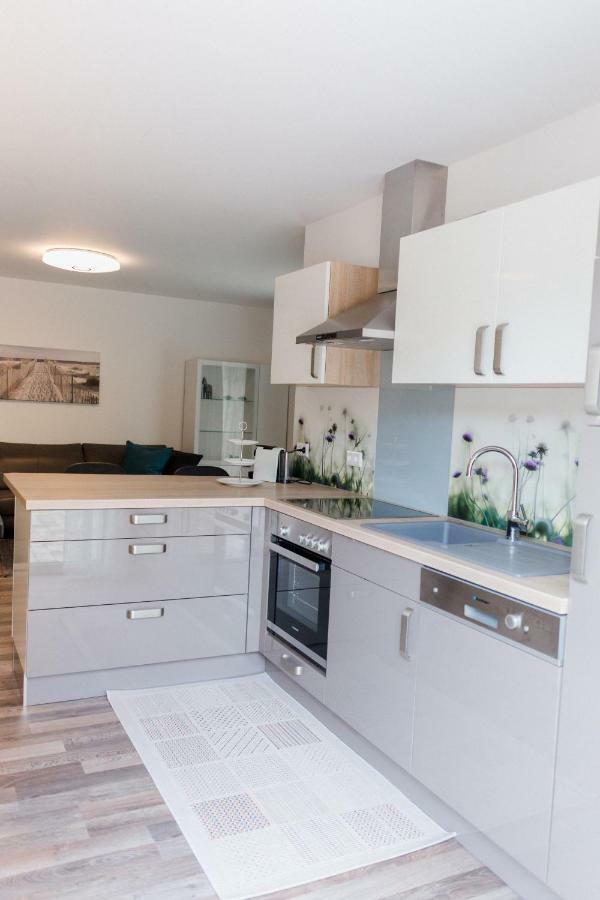 Brehm Living Kandel